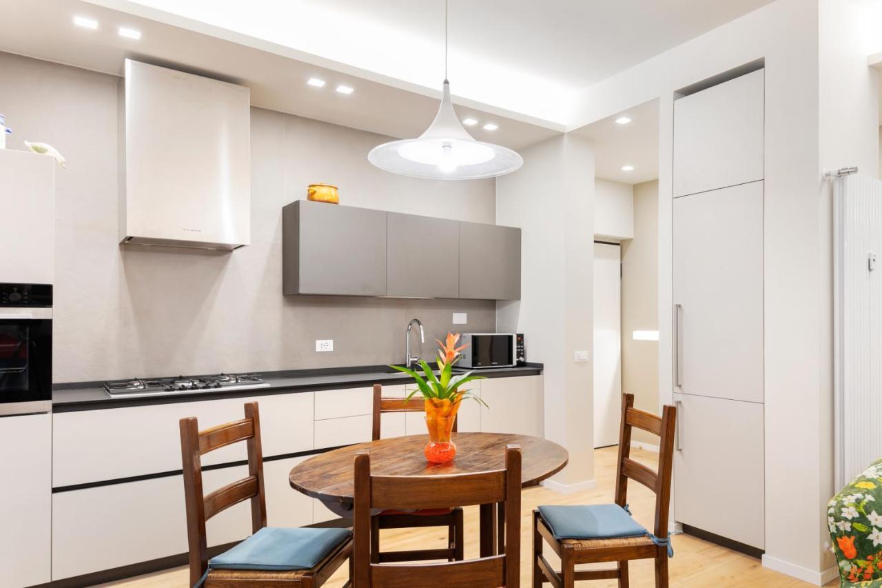 Giovanni Angelico Wood And Design Apartment Florence