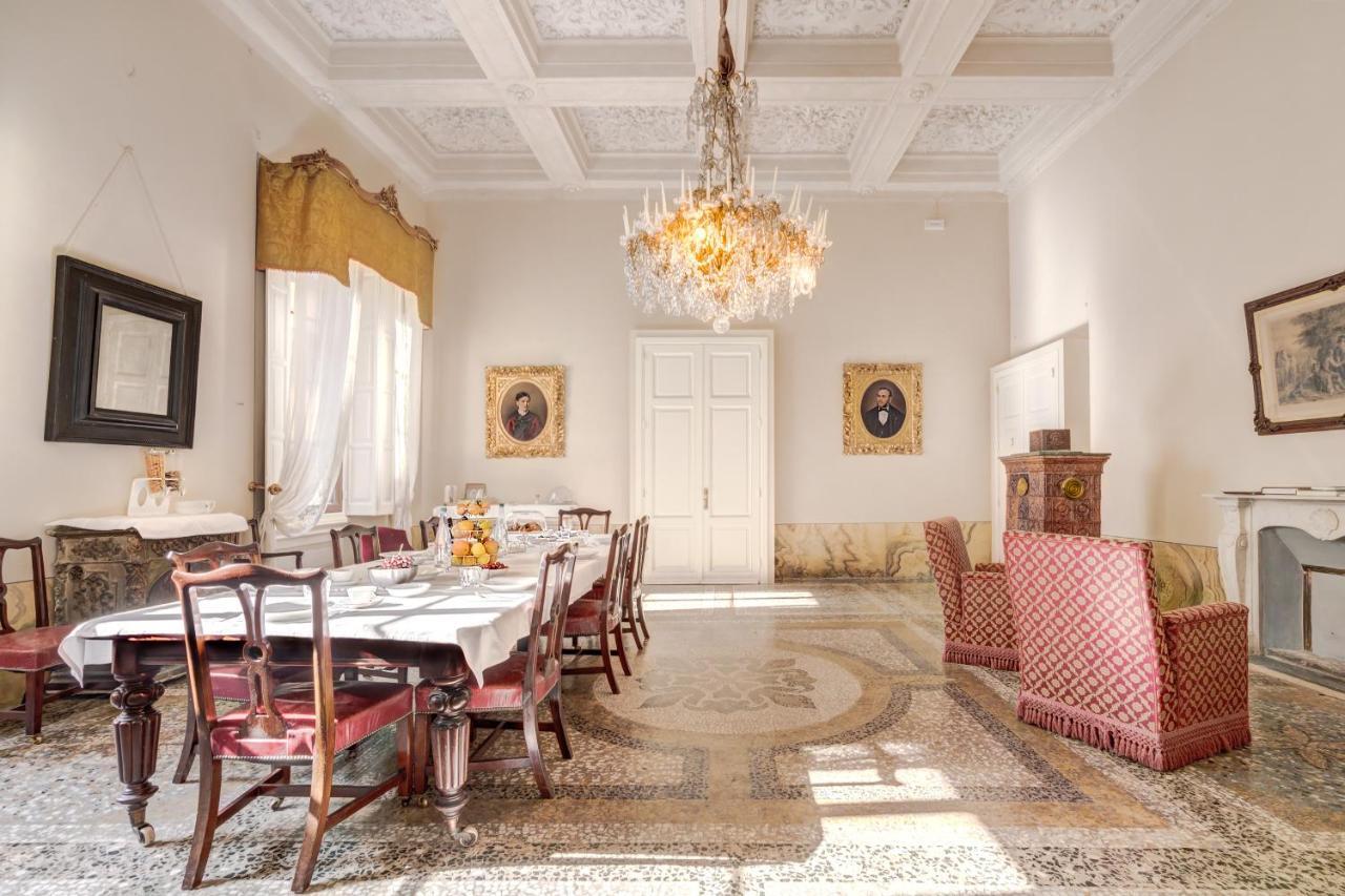 Bed & Breakfast Palazzo D'oltrarno - Residenza D'epoca Florence