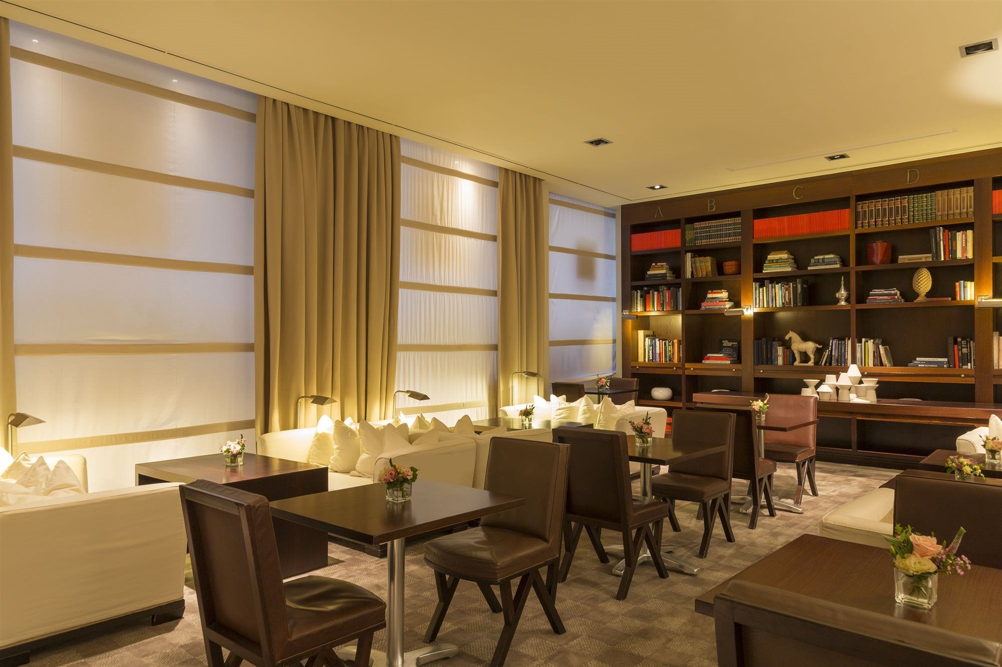 Gallery Art - Lungarno Collection Hotel Florence