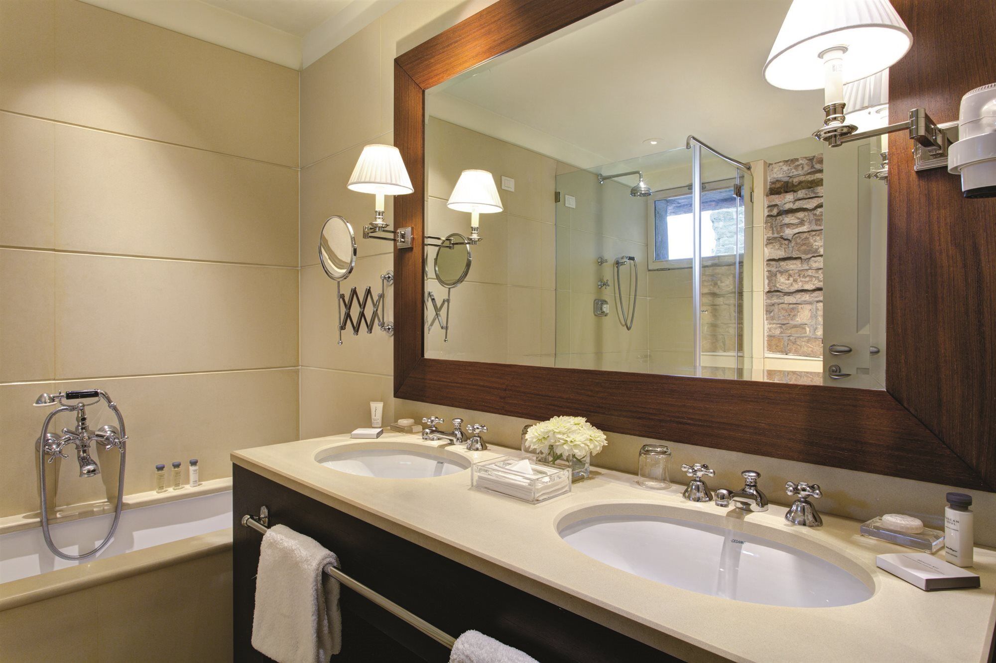 Gallery Art - Lungarno Collection Hotel Florence