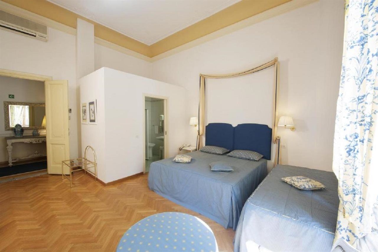 Palazzo Ruspoli Apartment *