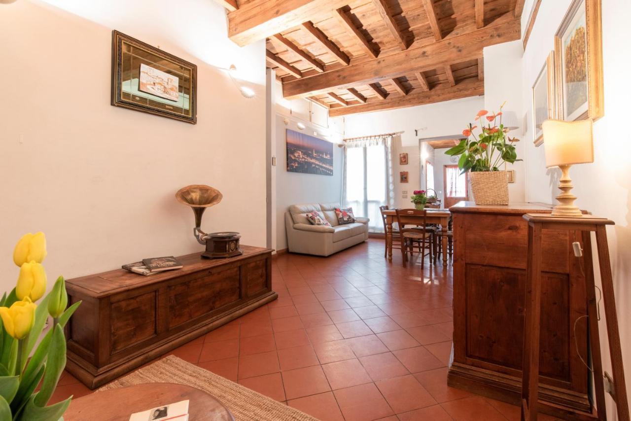 Apartment Pepi Dining At The Sunrise Florence