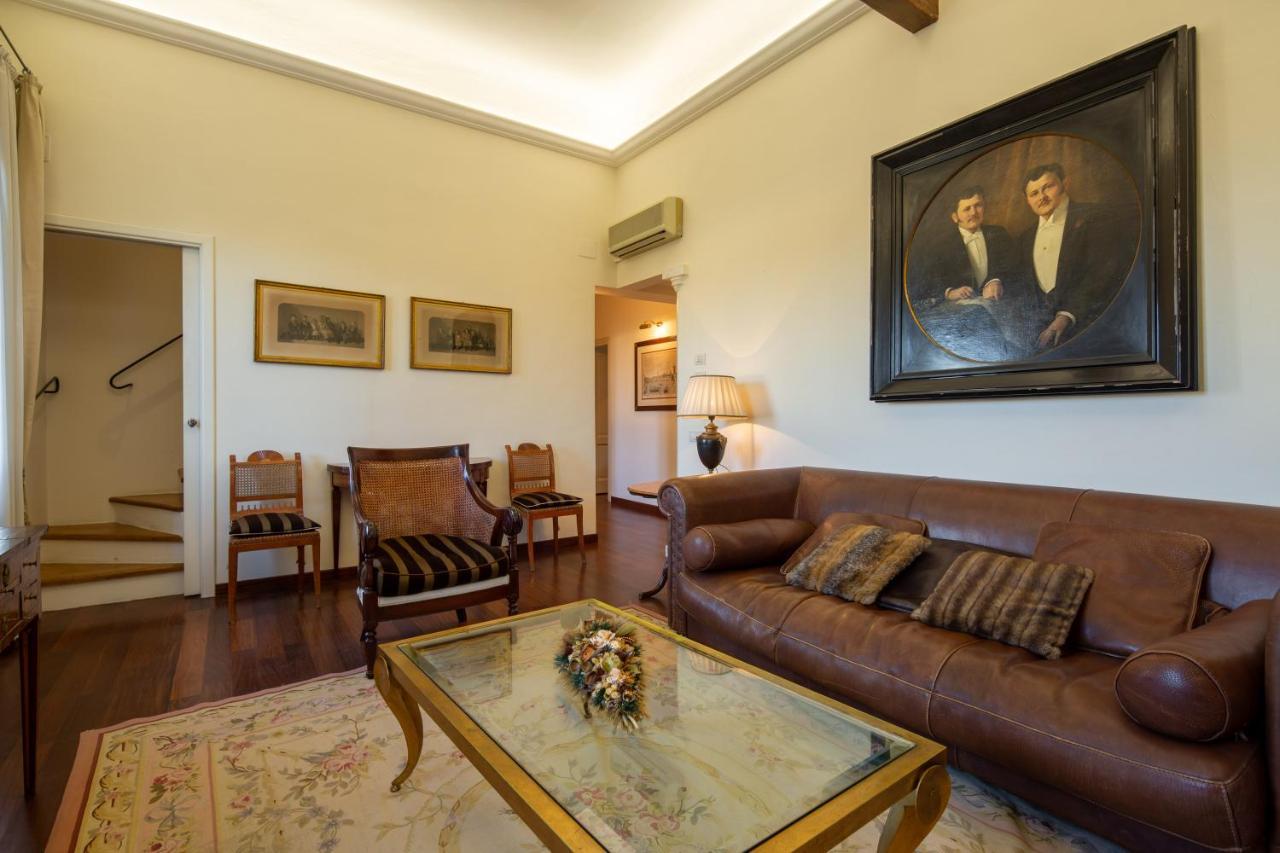 Lungarno Panoramic View Apartment