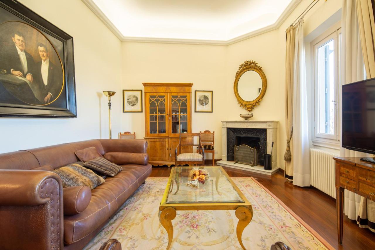 Lungarno Panoramic View Apartment