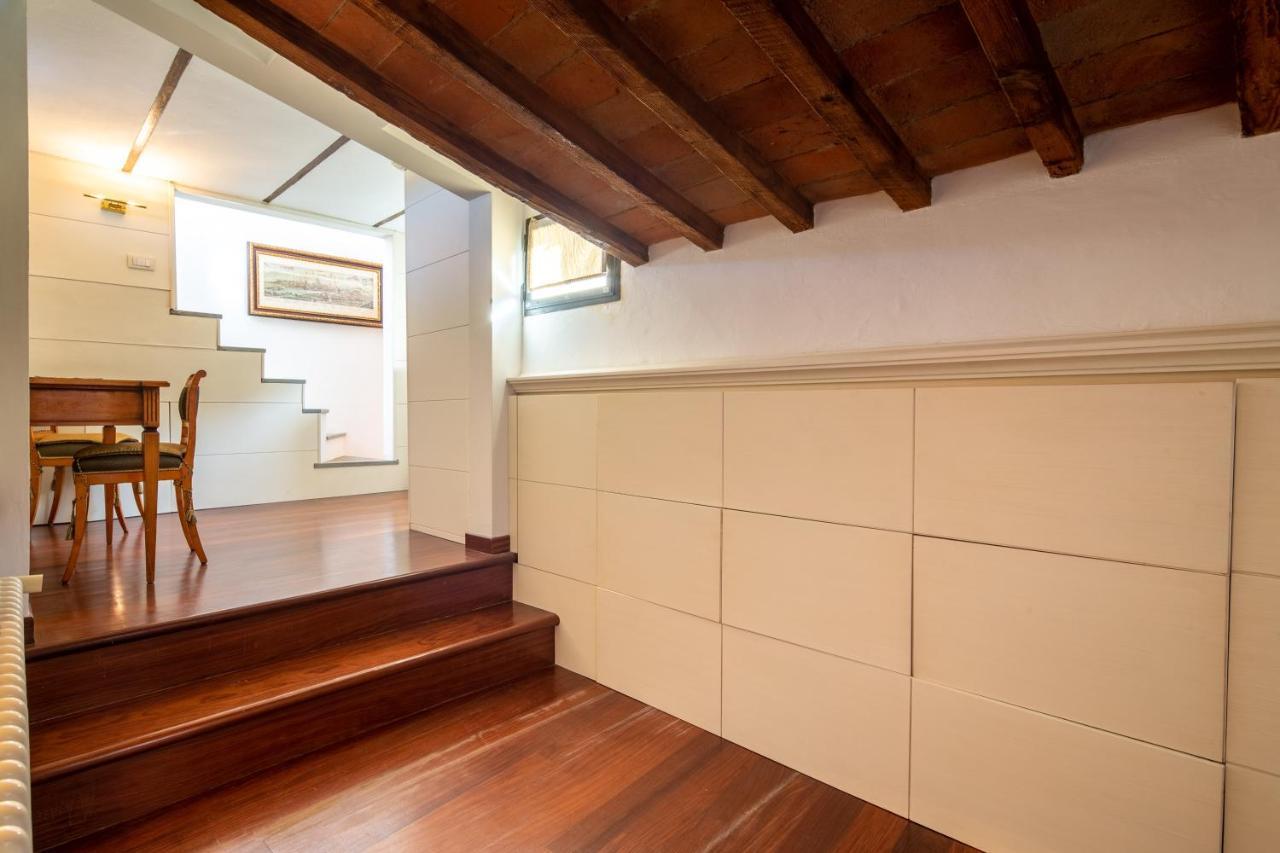 Lungarno Panoramic View Apartment Florence
