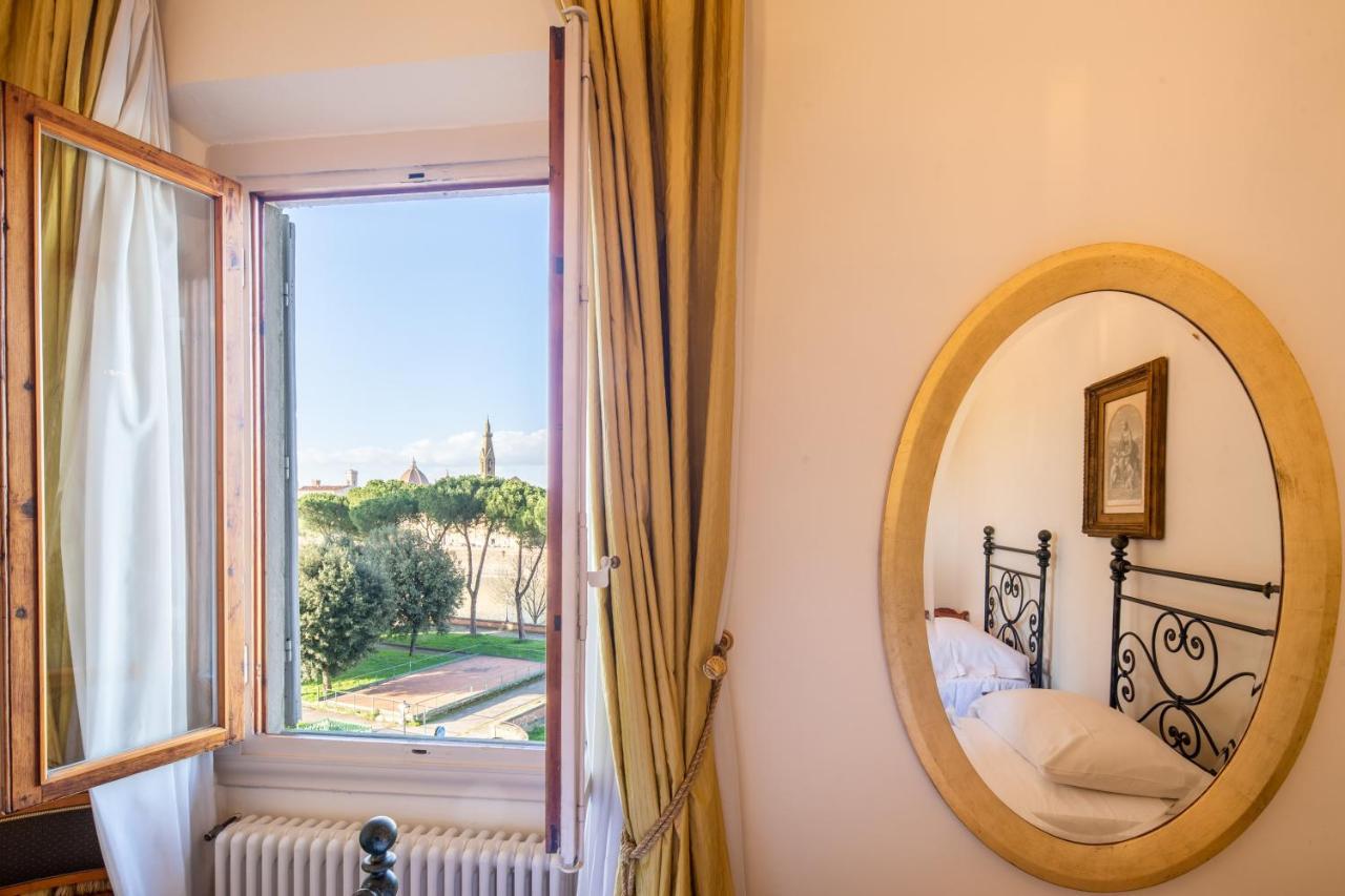 Apartment Lungarno Panoramic View Florence