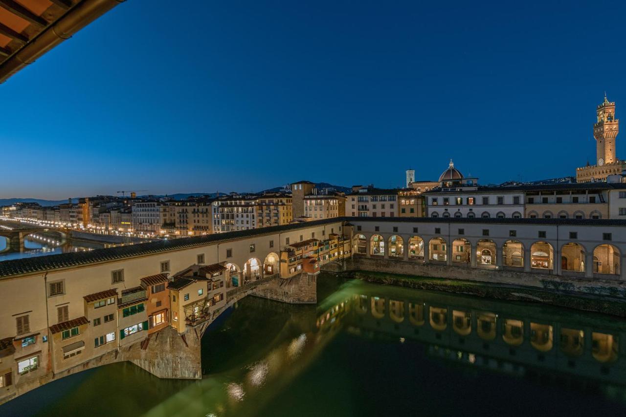 - Dreams Over Ponte Vecchio Apartment Florence