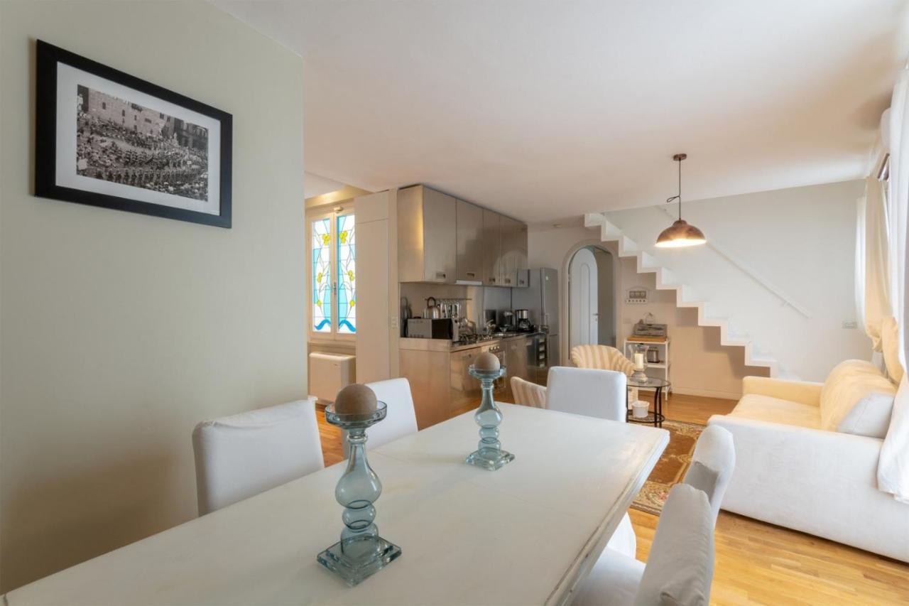 Penthouse Alexandra Tower Apartment