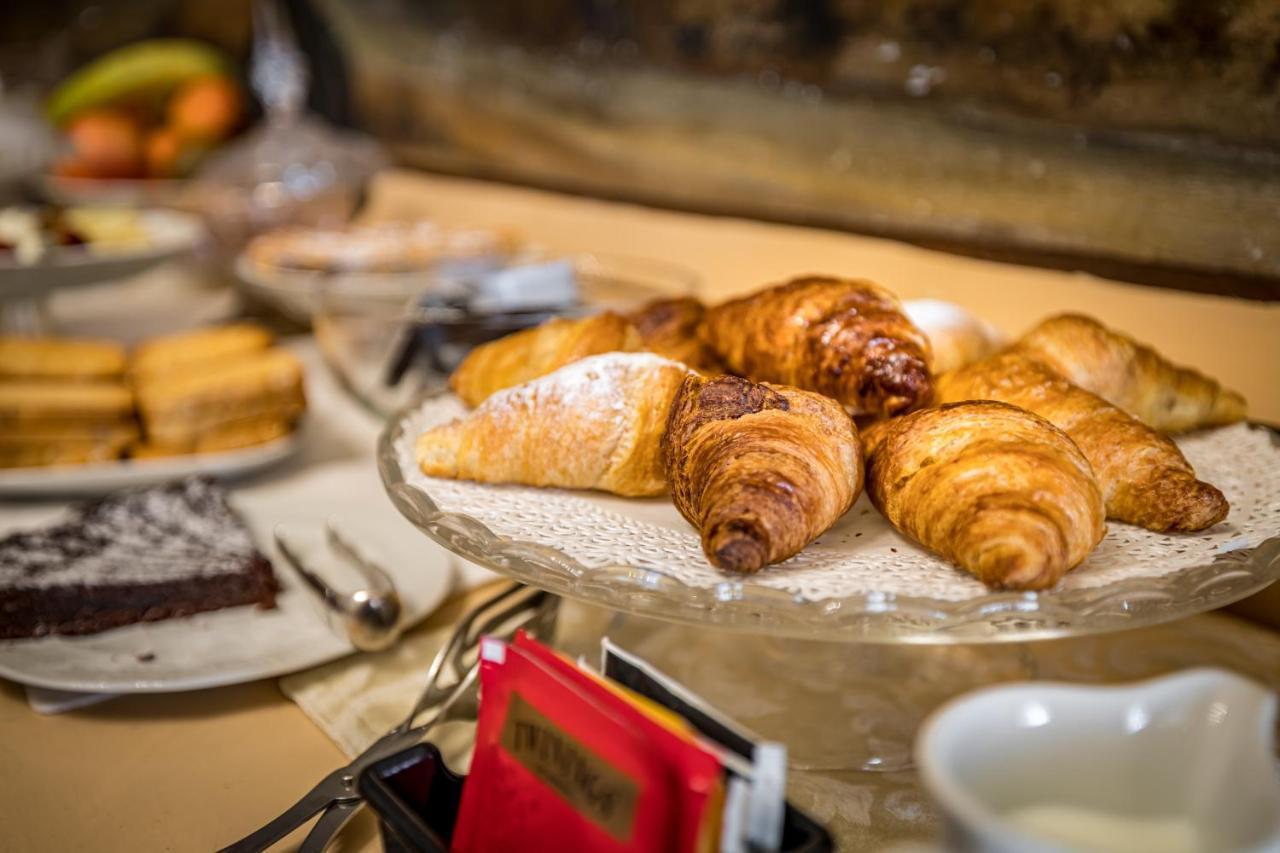 Dimora Bandinelli Couette-café