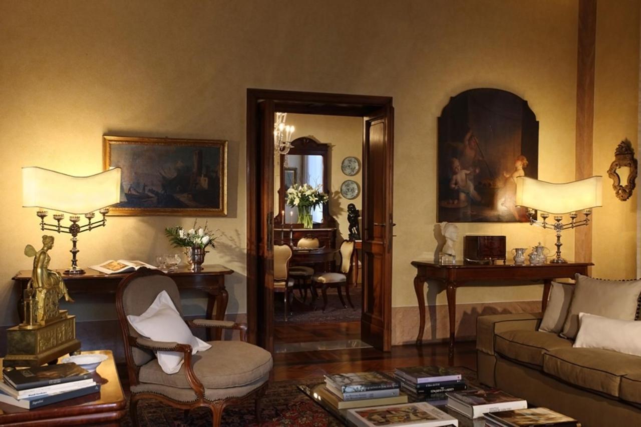 Ex Corde Montis Florence