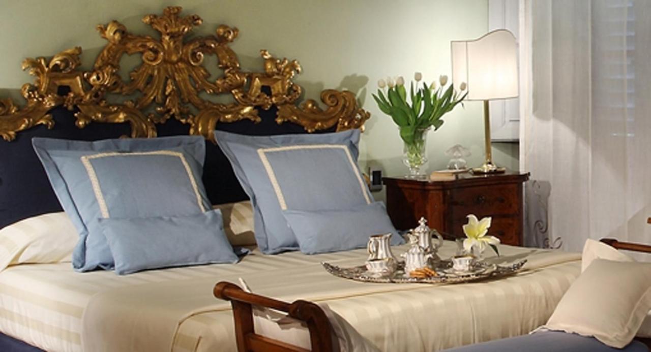 Ex Corde Montis Villa Florence
