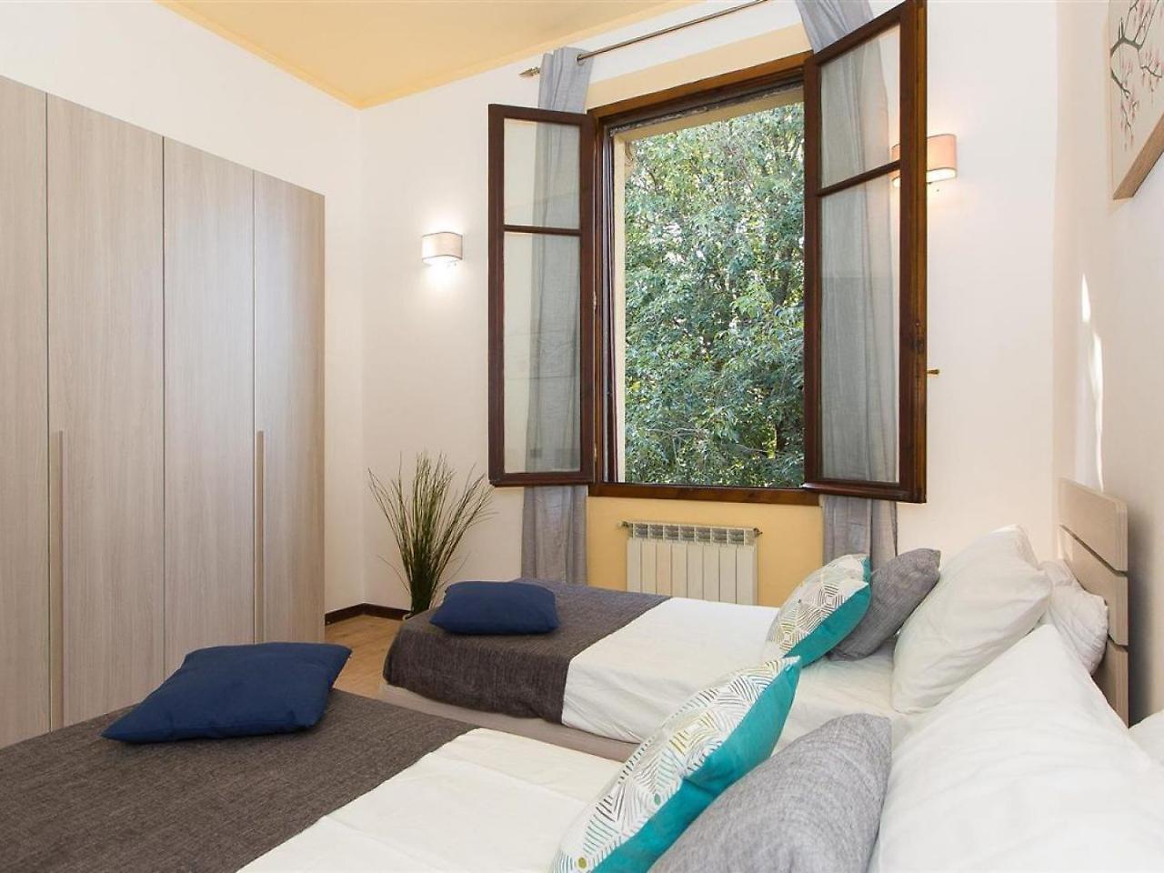 In Rome Rosselli Palace Deluxe 4 *