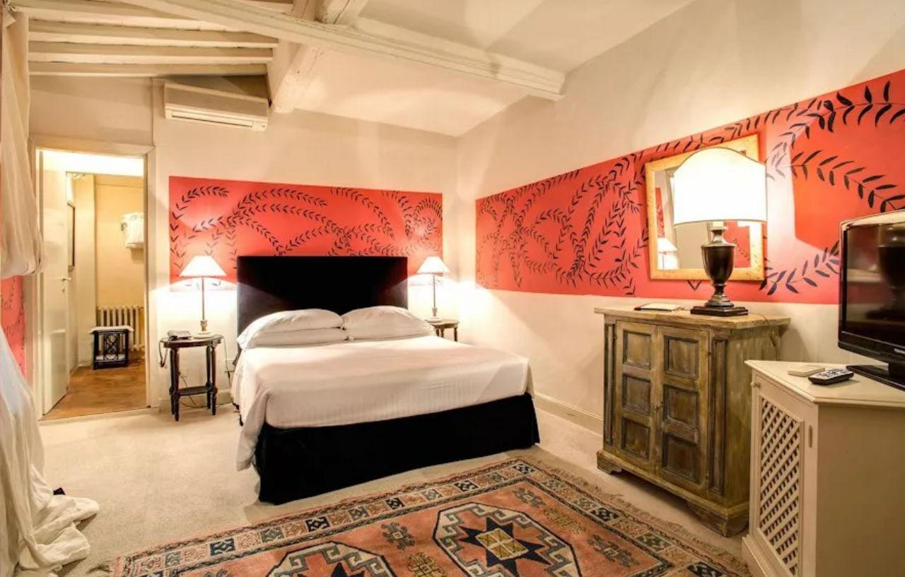Hotel J And J