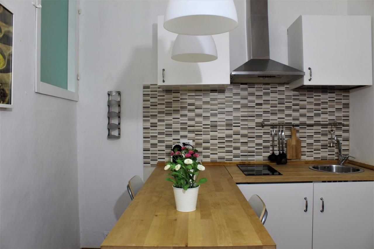 Apartment Crystal Ship