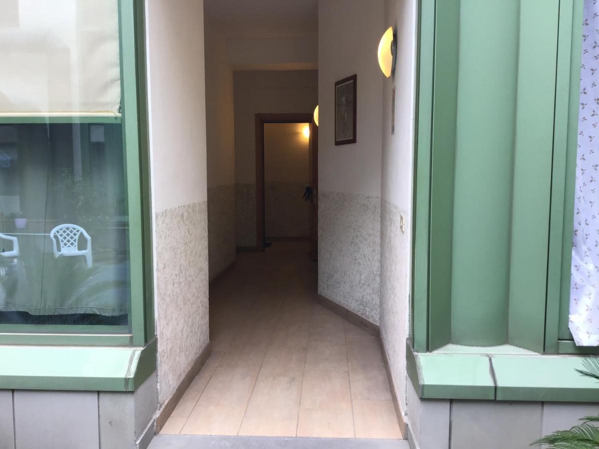 For 4 Persons Near Station Of Santa Maria Novella Apartment Florence