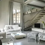 Strozzi Square Amazing House