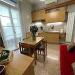 Middle Bridge Apartment