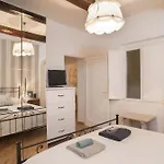 B&B Florence Center