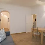 B&B Florence Center
