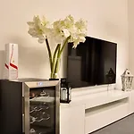 Lorenzo Florence Luxury