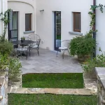 Apartments Florence - Galileo\'S Garden At Ponte Vecchio