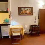 Cozy Studio In The Oltrarno Area