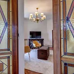 Palestro Apartment By Mamo Florence