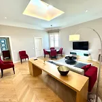 Casa R