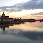 Florence Chic