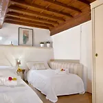 Frescobaldi Florence Apartment