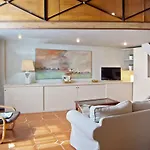 Frescobaldi Florence Apartment