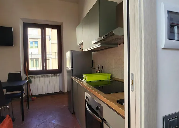 1000 Mt Far From City Center - Dimora Leopolda