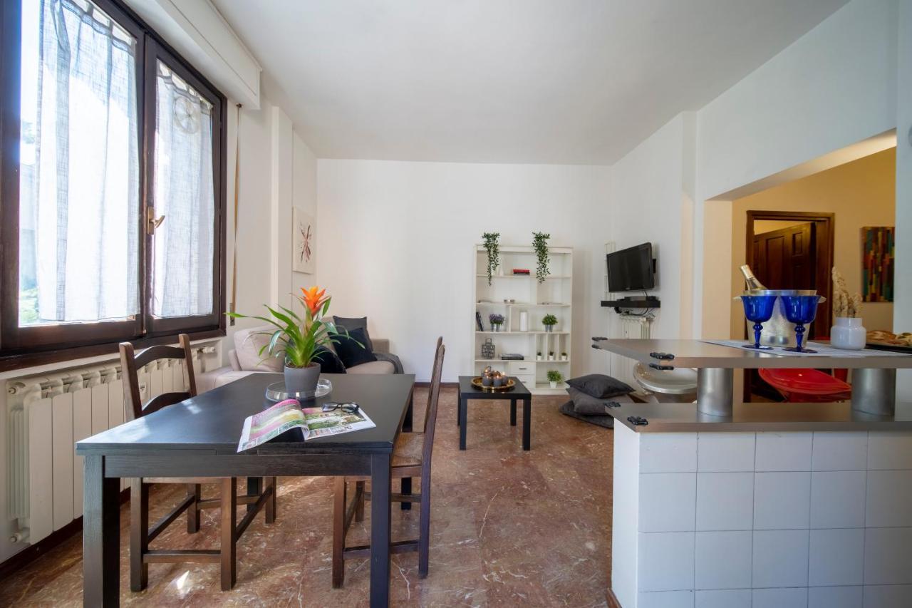 Cozy Roman With Parking Appartement *