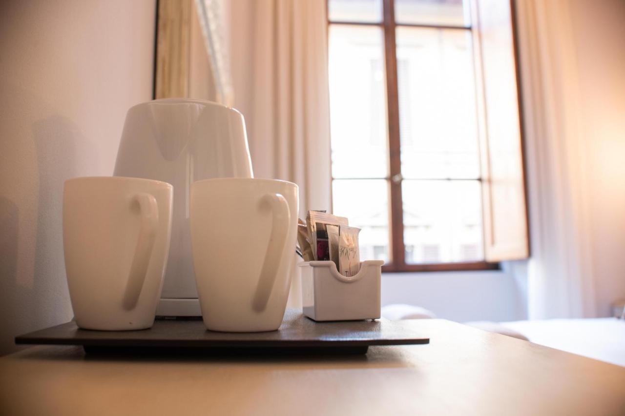 Bed & Breakfast Dimora Sassetti 6 *