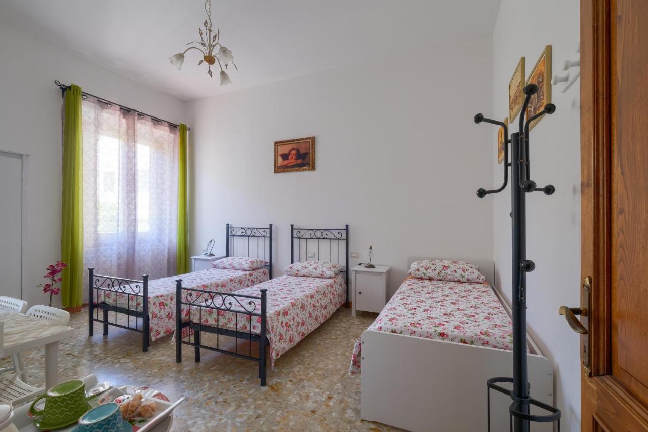 Guest house Dimora Del Magnifico 3*