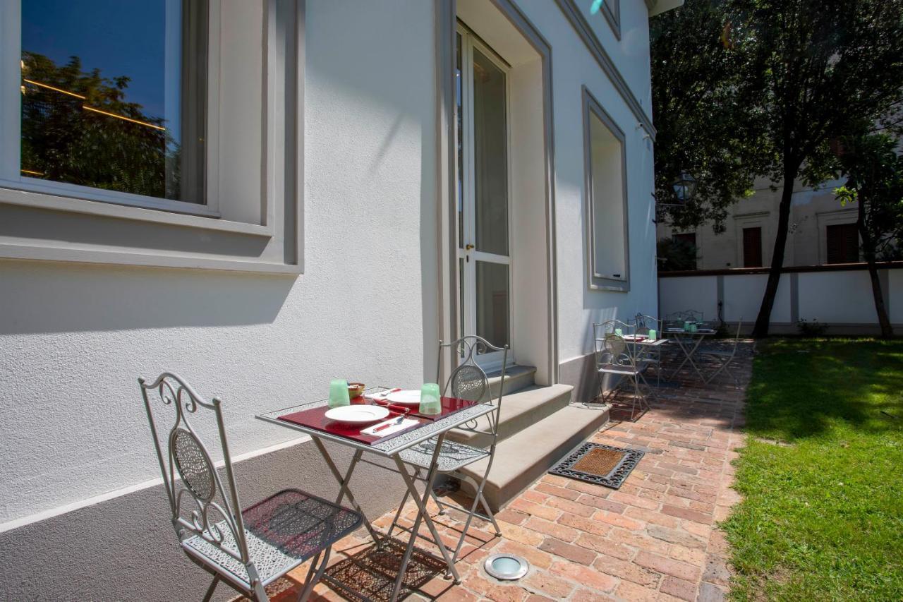 Tortorelli Couette-café