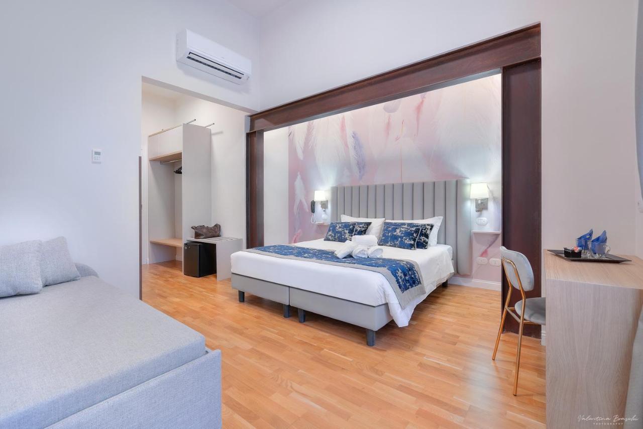 Cosmos Hotel 3*
