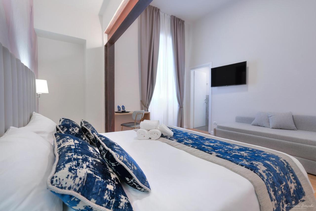 Cosmos Hotel