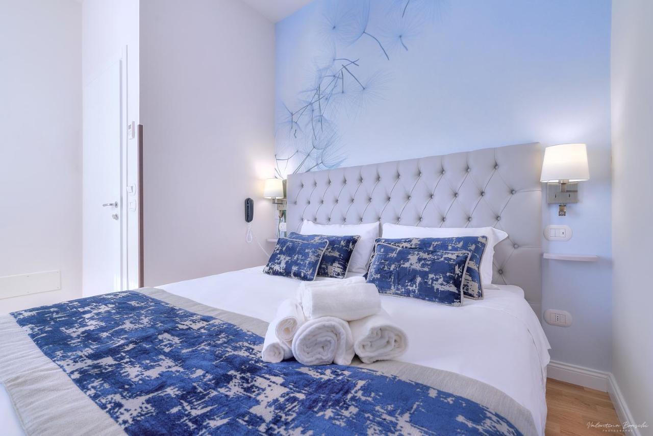 Cosmos Hotel 3*