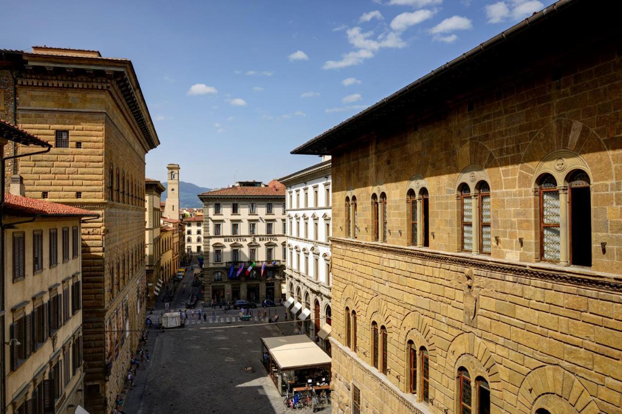 Strozzi Square Amazing House * Florence