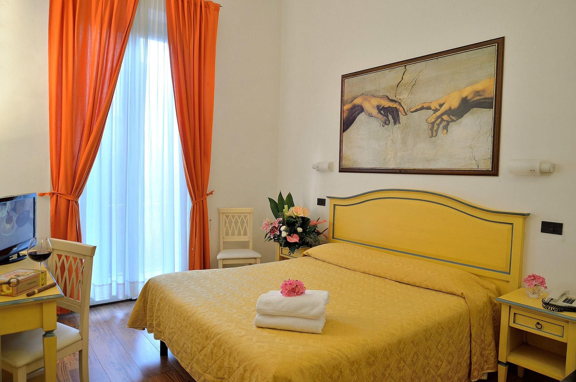 Vasari Hotel 3*