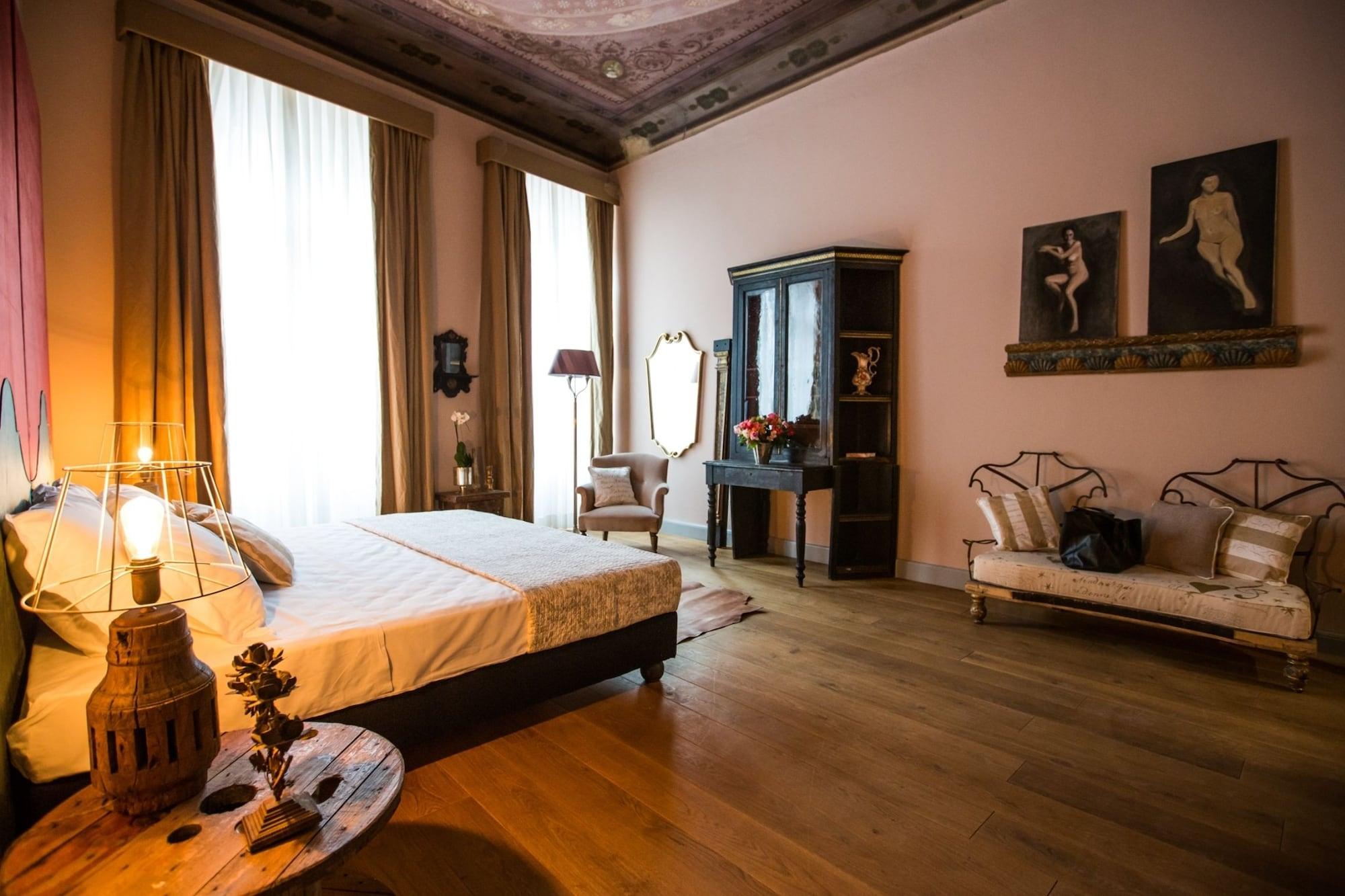 Couette-café Soprarno 2*