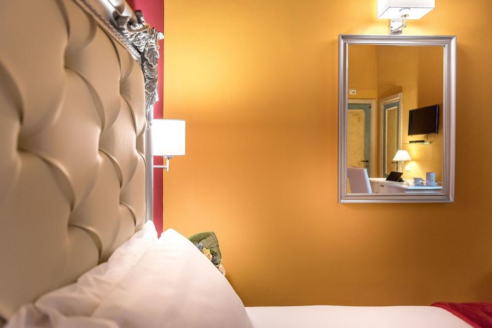 Residenza Conte Di Cavour&luxury Rooftop Hotel 3*