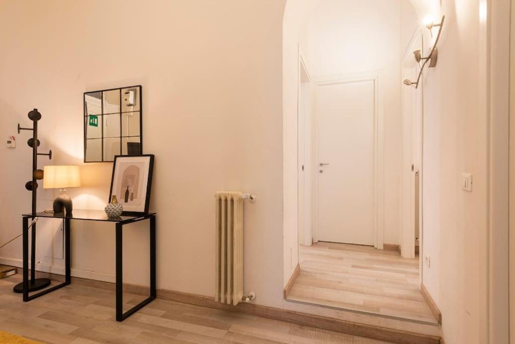 Apartment Florence-4 Bedroom In Pellicceria Florence