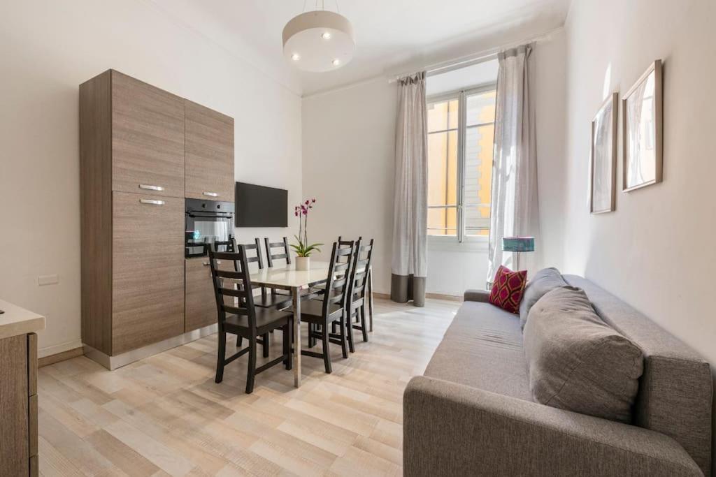 Apartment Florence-4 Bedroom In Pellicceria Florence