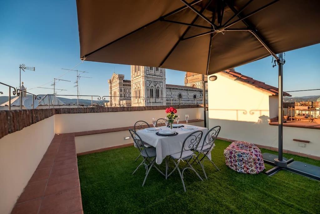 Luxury In Adimari's Tower With Terrace Apartment *