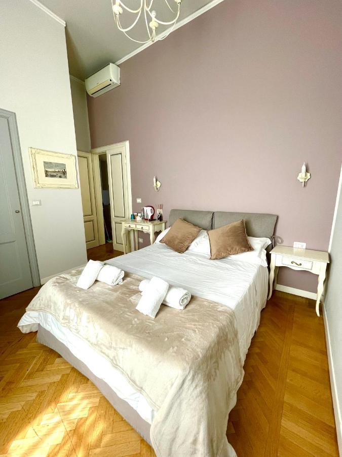 Bed & Breakfast Dimora Sassetti 6 Florence
