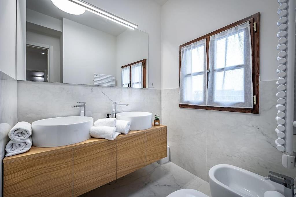 Apartment Top Floor With Duomo View