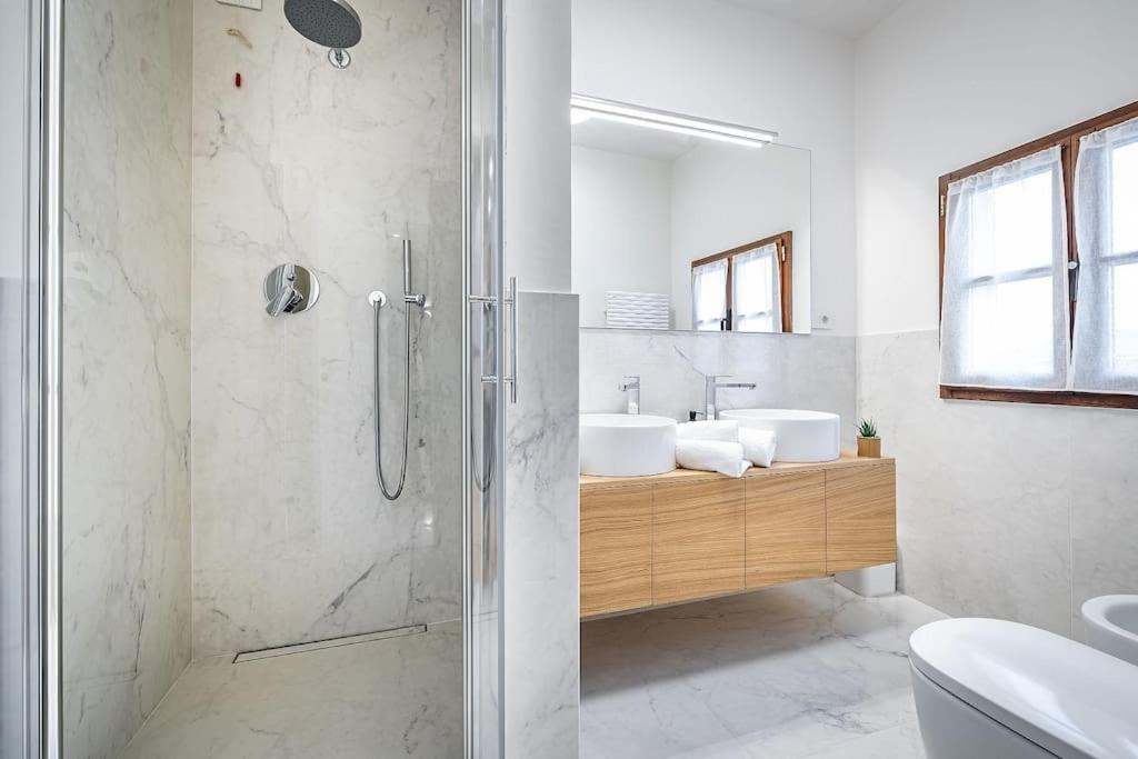 Apartment Top Floor With Duomo View