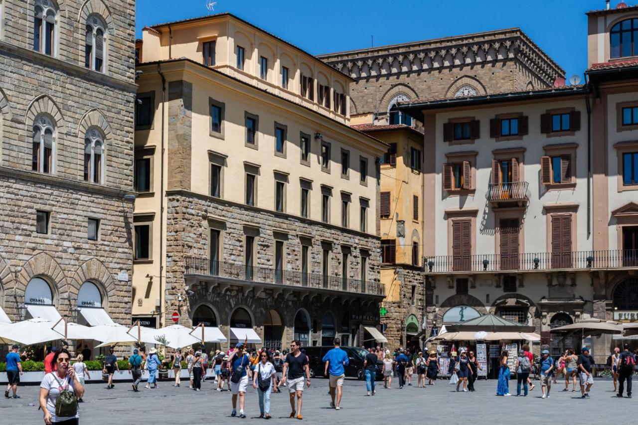 Palazzo Signoria Luxury 5 - Nettuno Florence